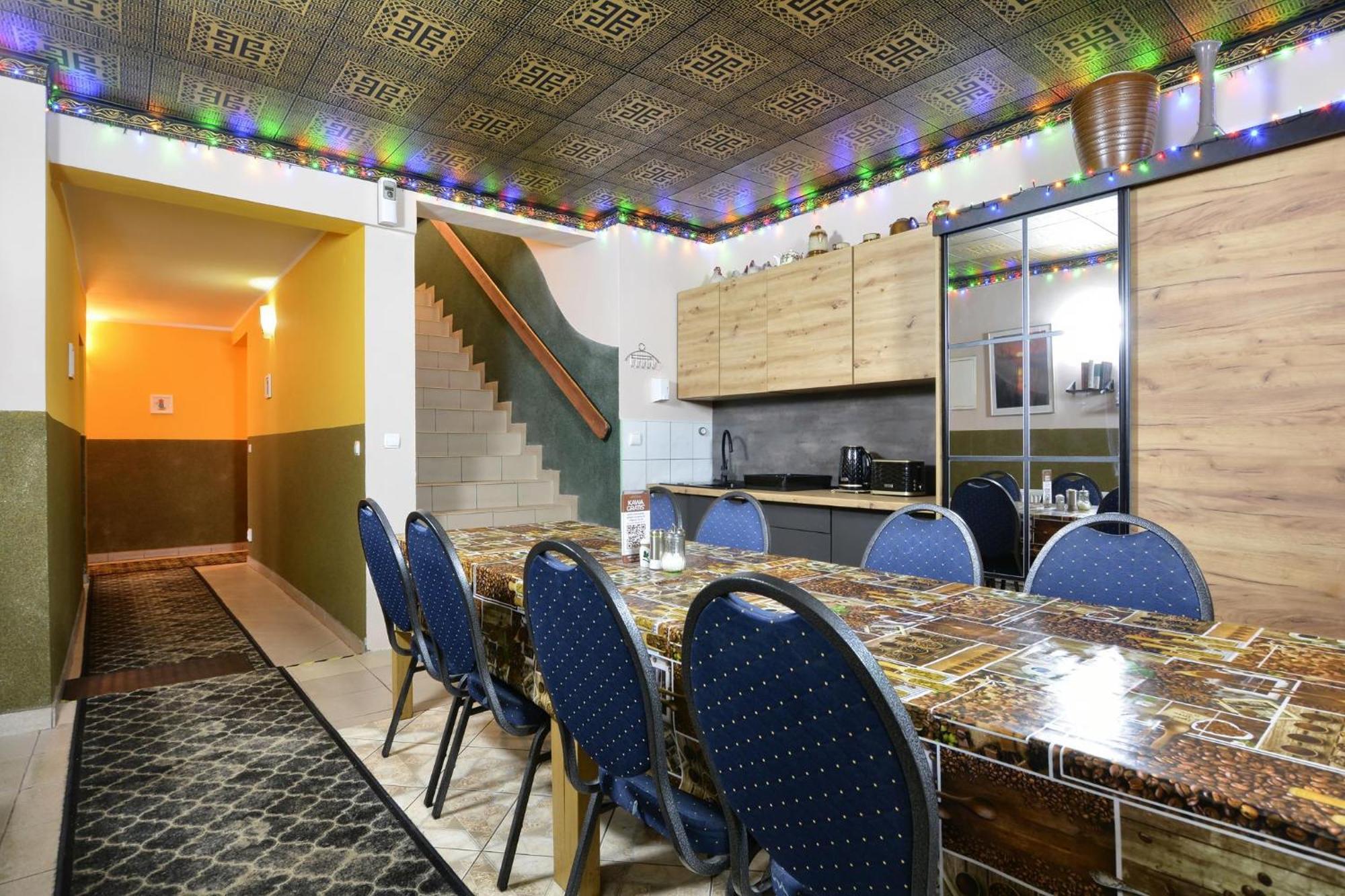 Zajazd Karlow Restauracja & Pokoje Goscinne 외부 사진